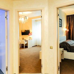 Suite met Twee Slaapkamers en een King Size Bed